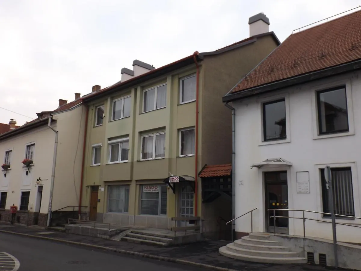 Vitalis Apartman Eger