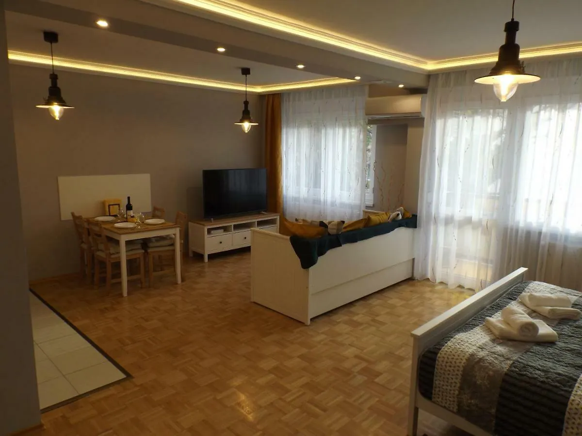 Vitalis Apartman Eger Apartment