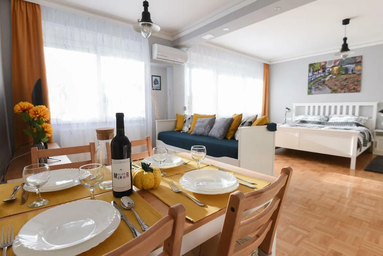 Vitalis Apartman Eger Apartment